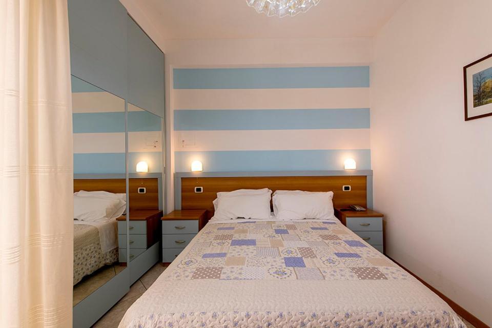 Hotel Le Soleil Σαν Μπενεντέτο ντελ Τρόντο Εξωτερικό φωτογραφία