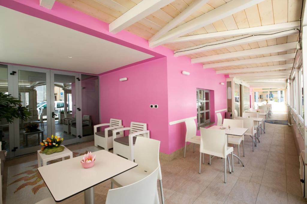 Hotel Le Soleil Σαν Μπενεντέτο ντελ Τρόντο Εξωτερικό φωτογραφία