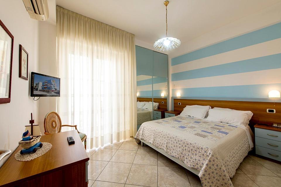 Hotel Le Soleil Σαν Μπενεντέτο ντελ Τρόντο Εξωτερικό φωτογραφία
