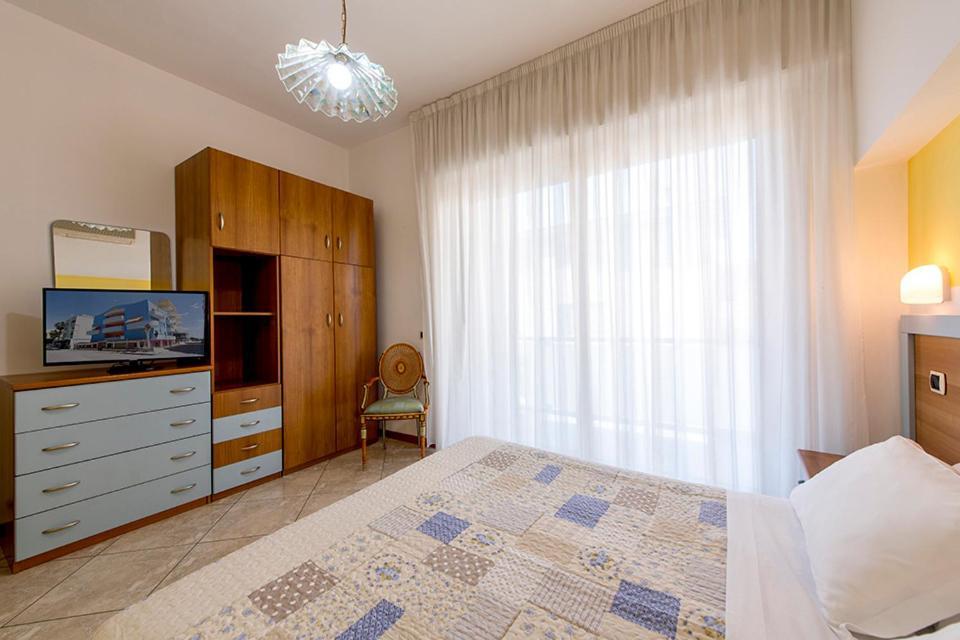 Hotel Le Soleil Σαν Μπενεντέτο ντελ Τρόντο Εξωτερικό φωτογραφία